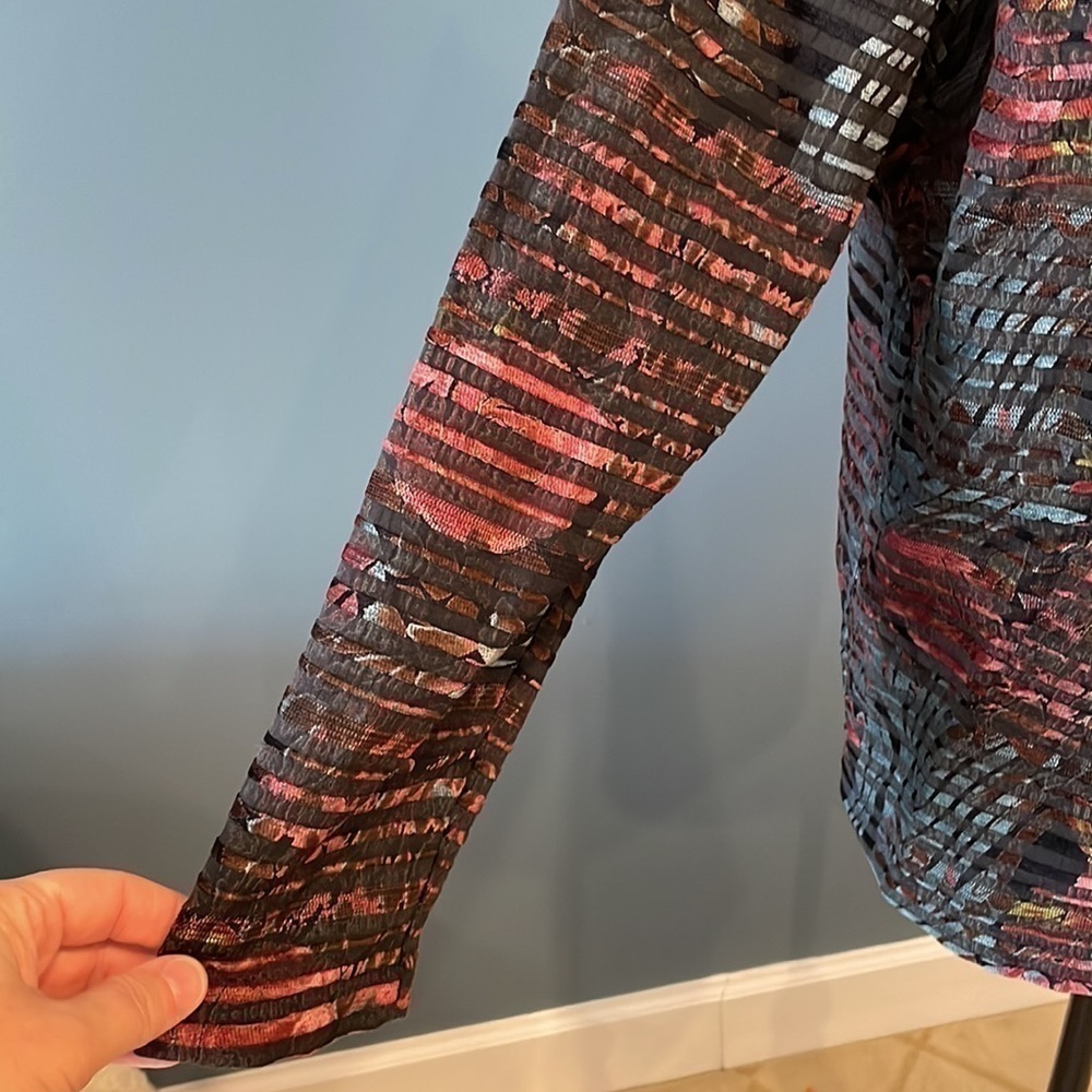 3/$15 CJ banks Blouse/Jacket Size X - Picture 4 of 11